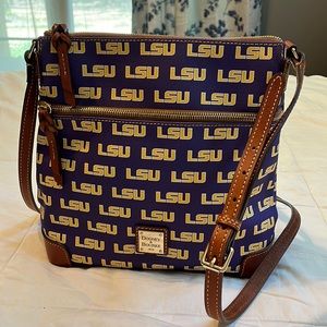 LSU printed Dooney & Bourke pebble grain crossbody. In perfect condition!